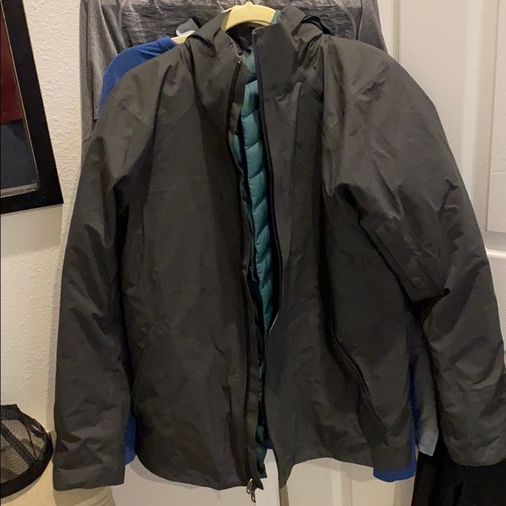Lululemon 2 in 1 men’s jacket